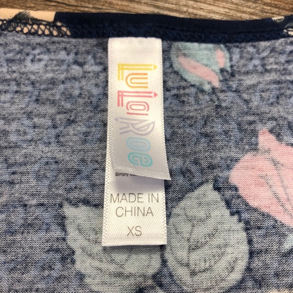 Lularoe perfect tee - Picture 3 of 6